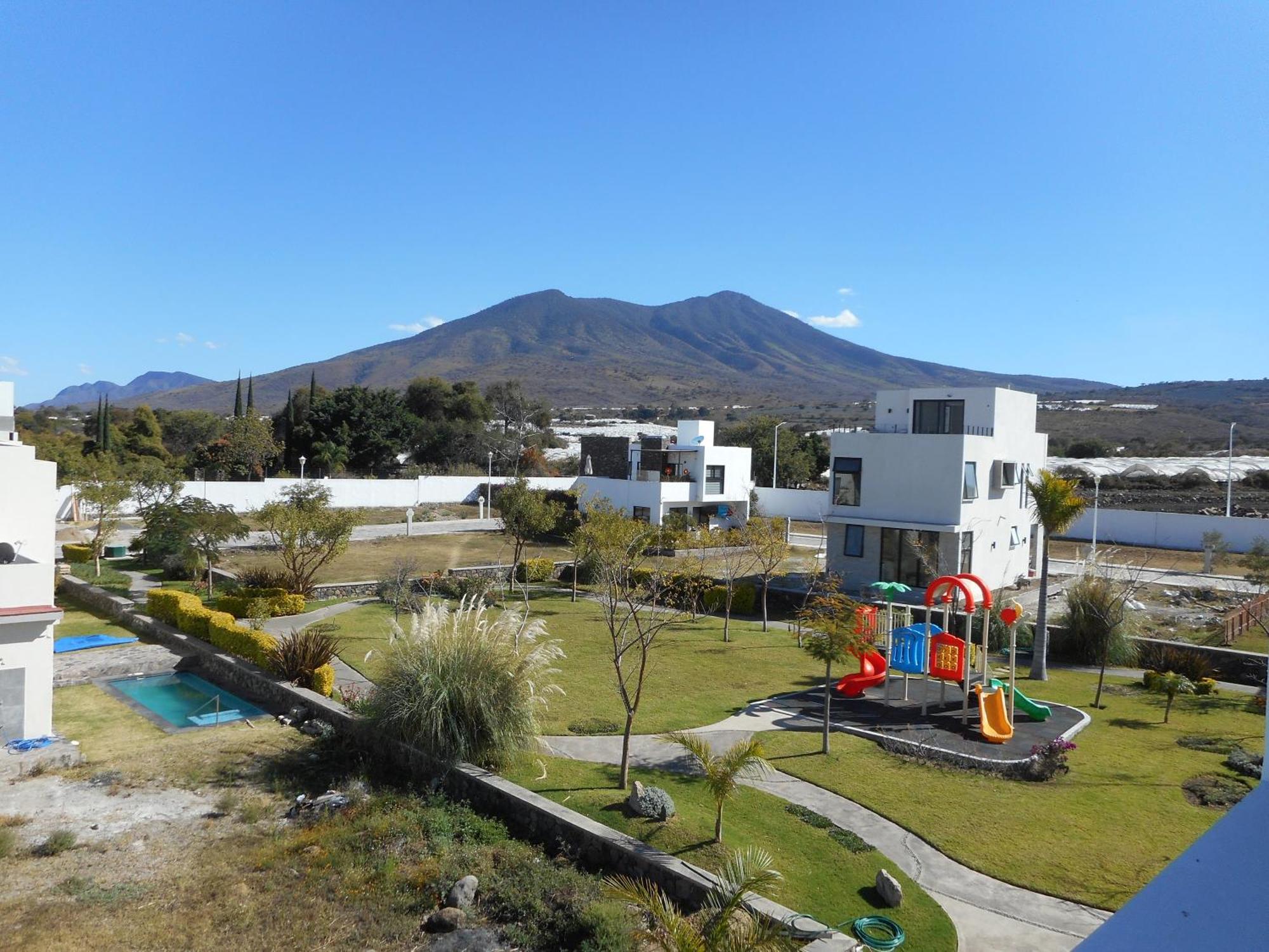 Hermosa Casa En Orilla Del Lago -Zona De Villedos- San Cristobal Zapotitlan Екстер'єр фото